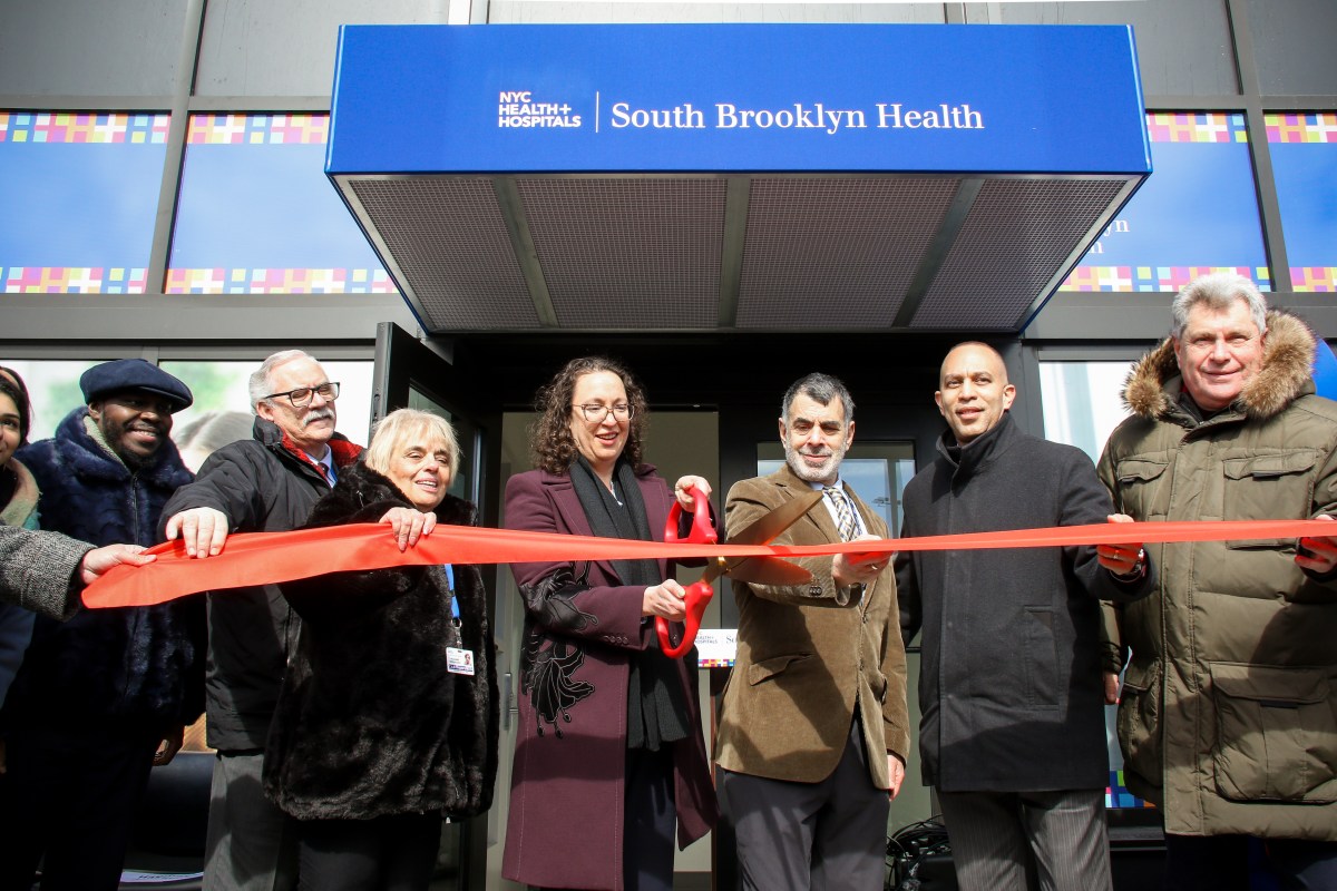 coney island community health clinic ribbon cutting