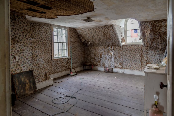 Visitors will soon be able to set foot inside the Lott House which has remained untouched since the departure of the Lott family descendants 