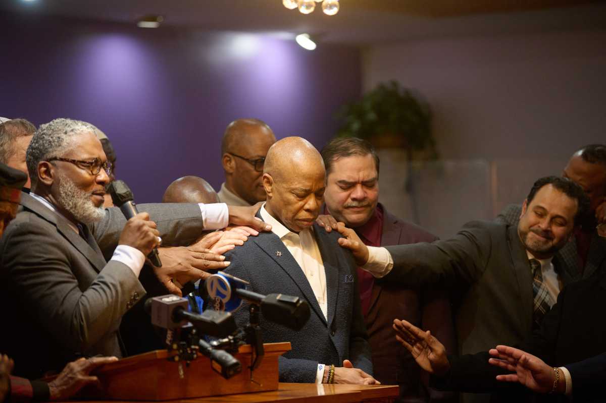 mayor eric adams with prayer leaders in Brooklyn
