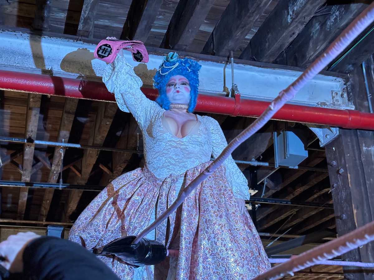 pro drag wrestler in red hook