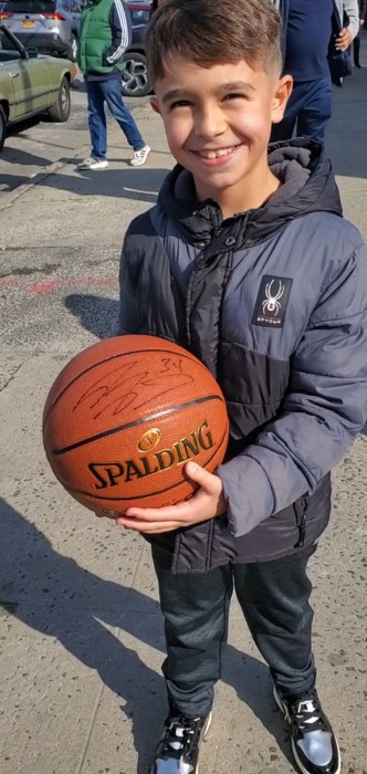 shaq signed basketball