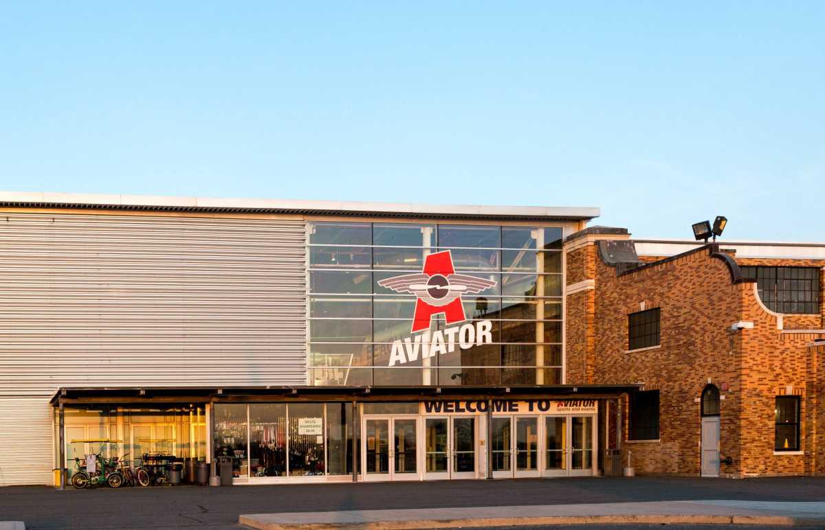 aviator sports exterior