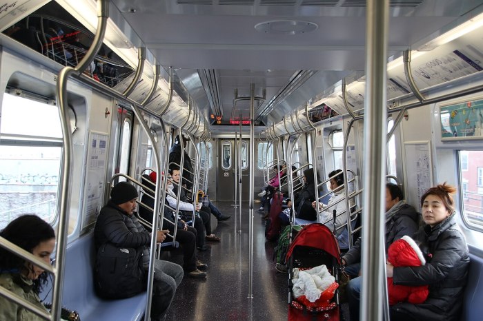 mta train crown heights