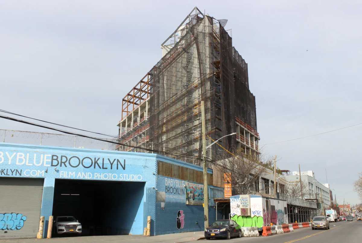 bushwick-25-stewart-avenue-feb2025-brownstoner-abs-1