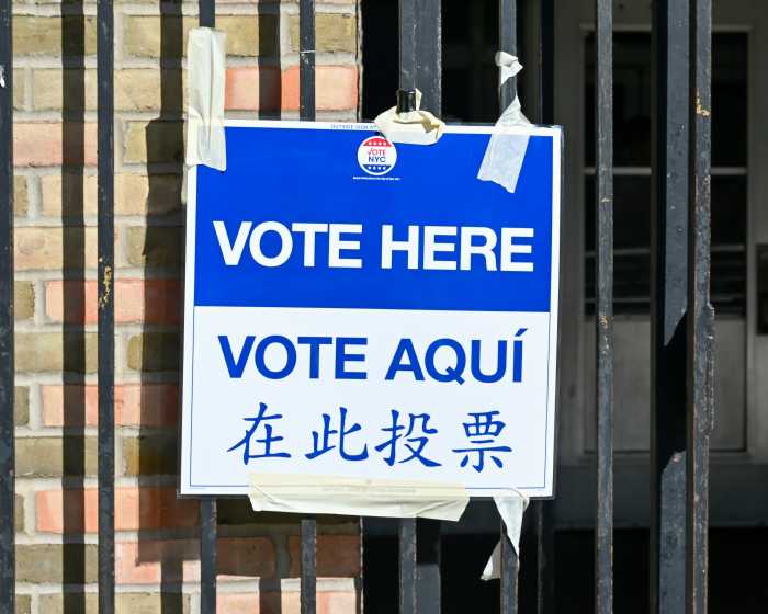 vote here sign for 2025 primary election