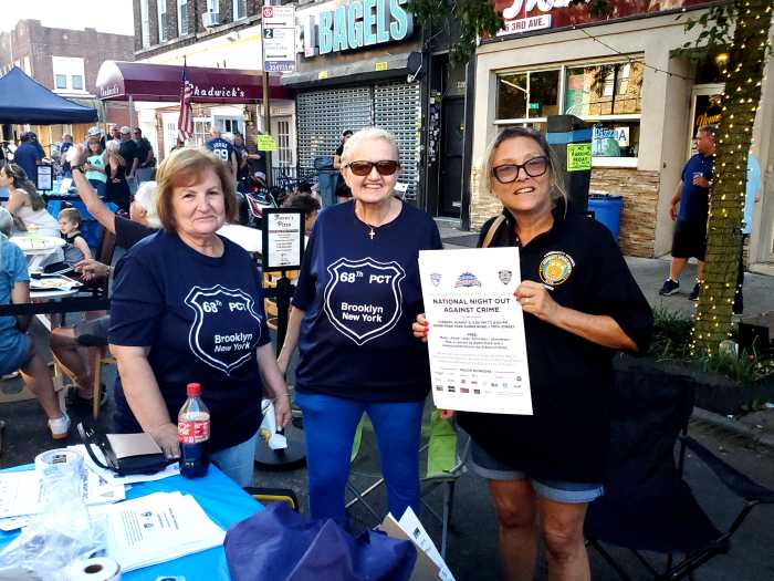 community organizations at summer stroll