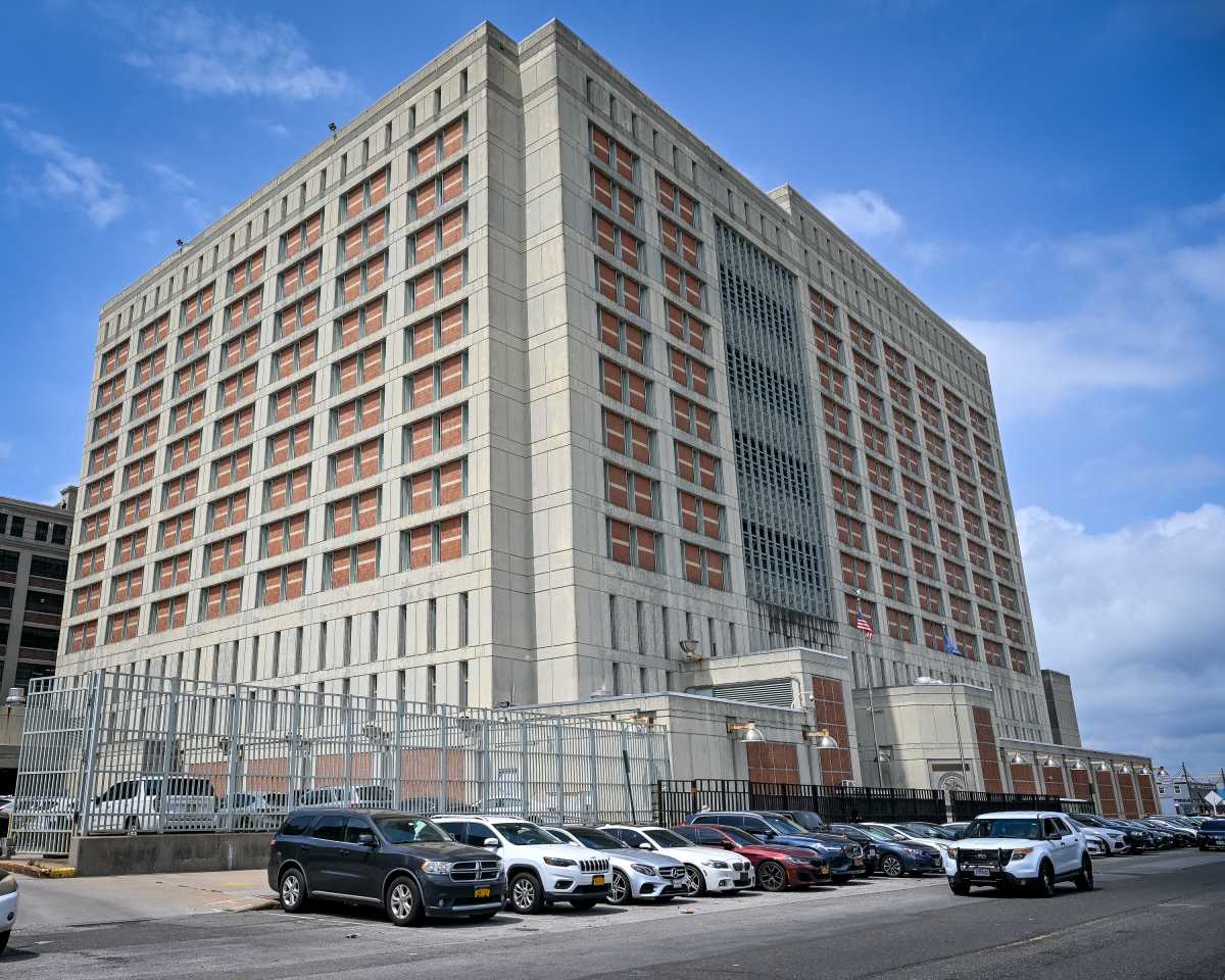 NY: Brooklyn pols ICE detainees MDC