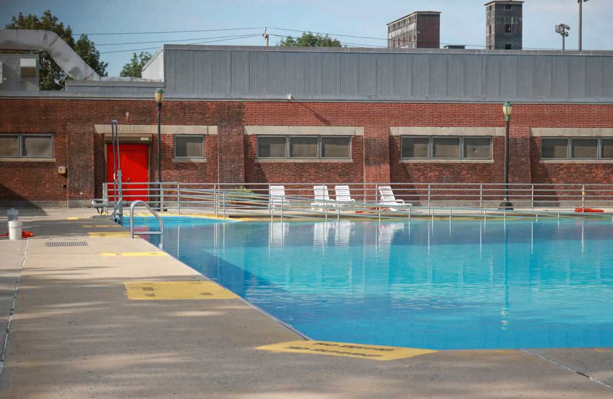 Red Hook Pool expected to reopen Sunday after weeks-long repair * Brooklyn Paper