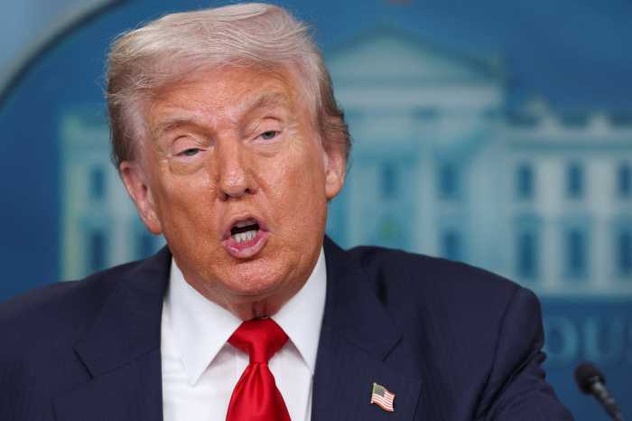 trump speaks about homeless executive order