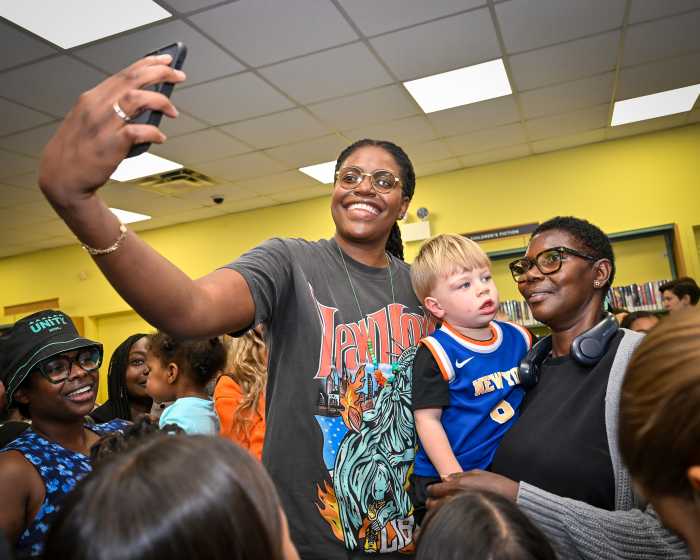 jonquel jones selfie with people