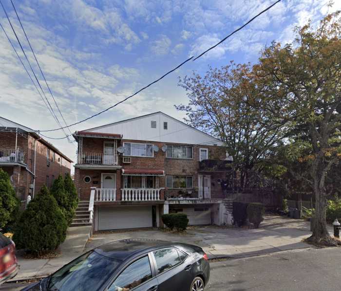home in canarsie