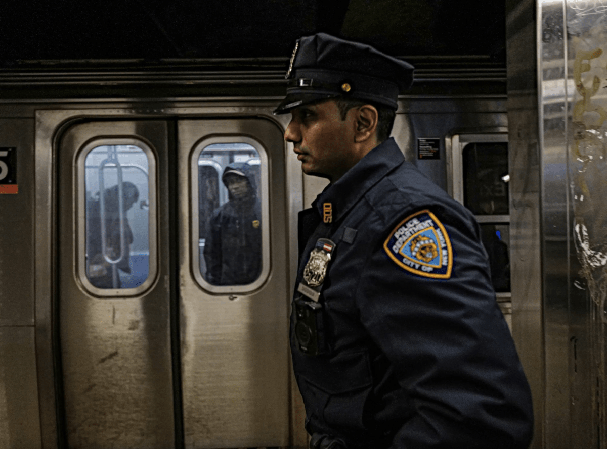 MTA worker slashed in Crown Heights subway tunnel * Brooklyn Paper
