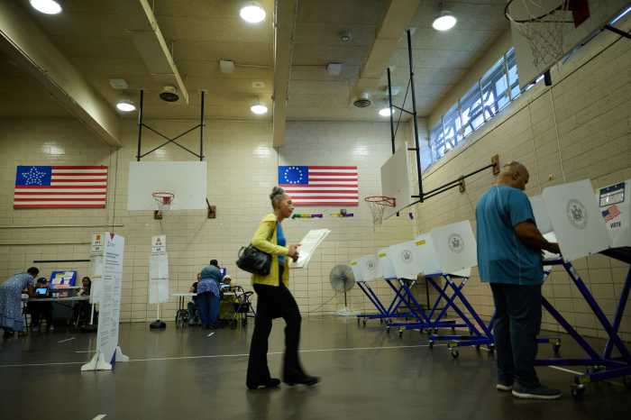people voting