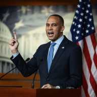 jeffries shutdown press conference