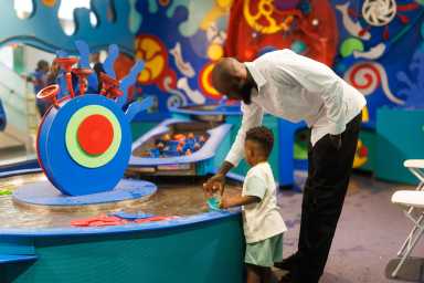 brooklyn childrens museum program