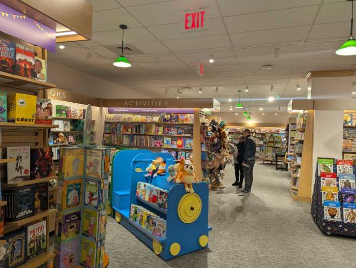 barnes & noble kids department