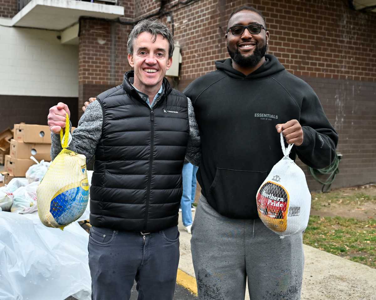 NY: Tredway-City Harvest Turkey Distribution