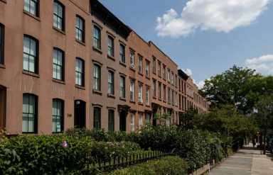 brownstone-agency-2024-sdevries-brownstoner-stock-1