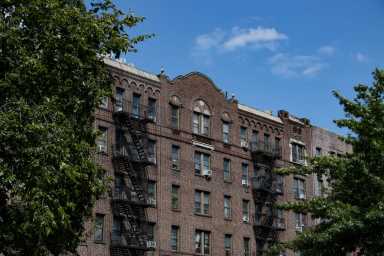flatbush-brooklyn-lenox-road-apartment-building-2024-brownstoner-sdevries-1