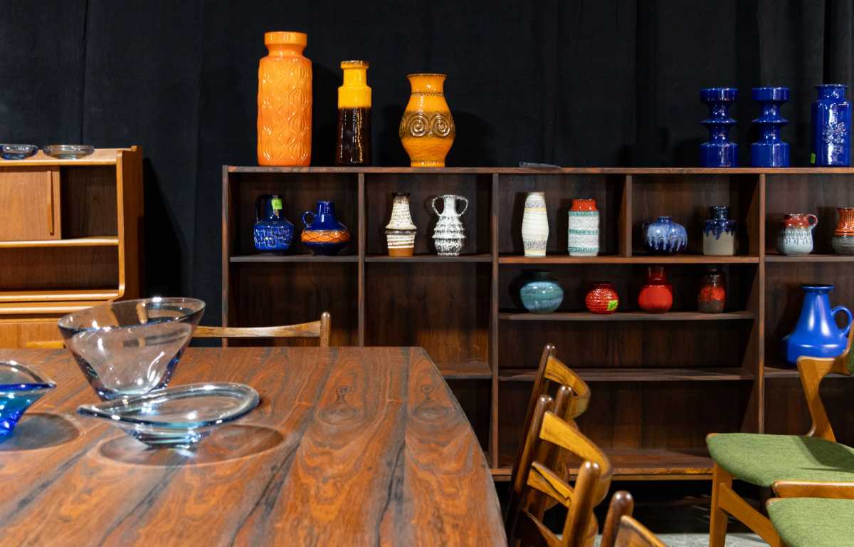 After Red Hook fire, beloved Danish furniture store Lanoba reopens in temporary space * Brooklyn Paper