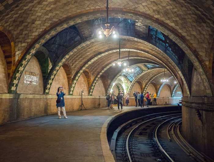 old city hall subway station 