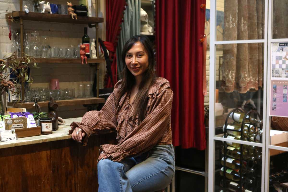 Greenpoint's Flower Cat turns cafe into community space for creatives * Brooklyn Paper