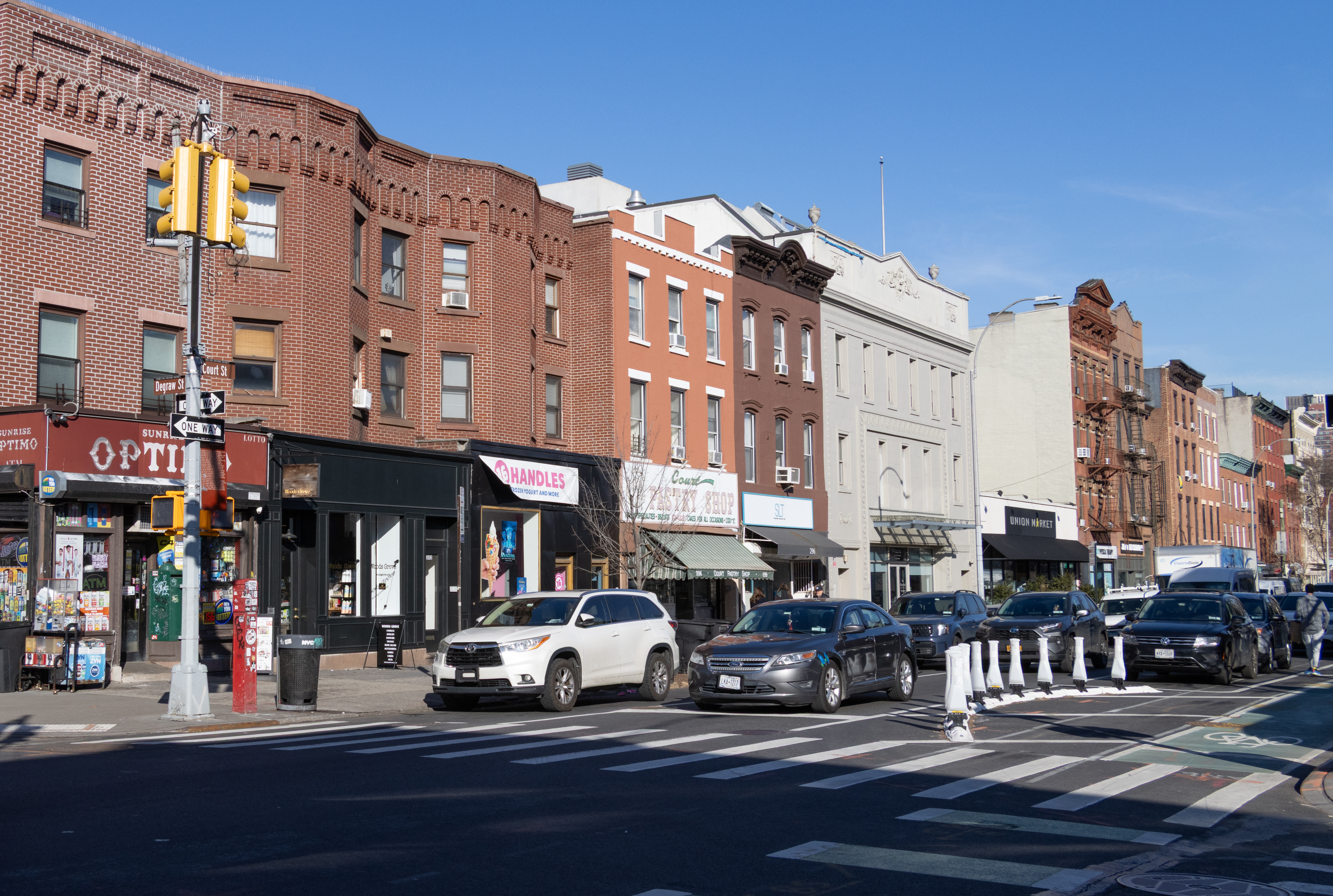 court street bike lane