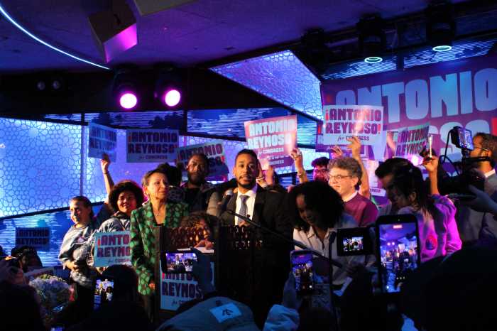 reynoso with velazquez