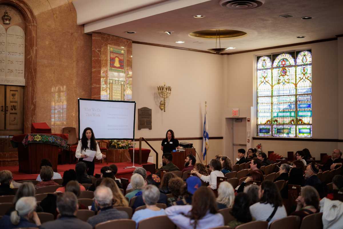 CM Hanif, Interfaith Center of New York host summit to organize against mass deportations