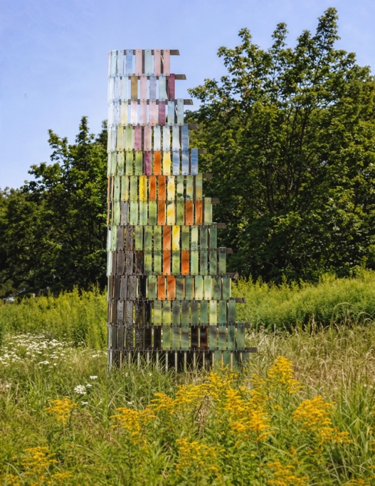 sculpture at brooklyn botanic garden